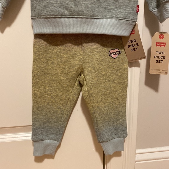 LEVI’S Two Piece Set - Picture 3 of 16